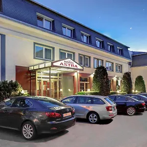 hotel-astra-prague.praguehotelsweb.com/